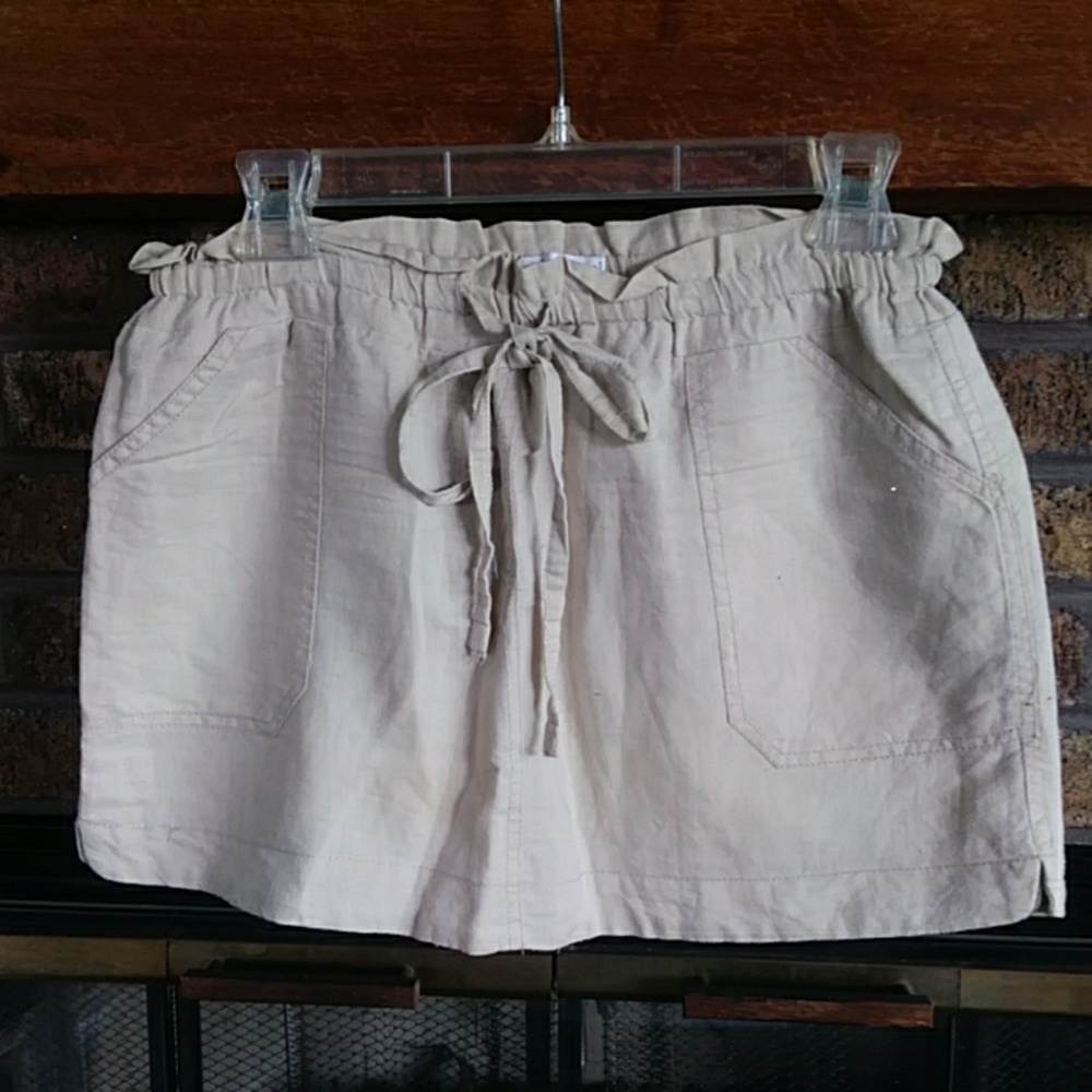 🎈3/$20 Body central linen beige skirt